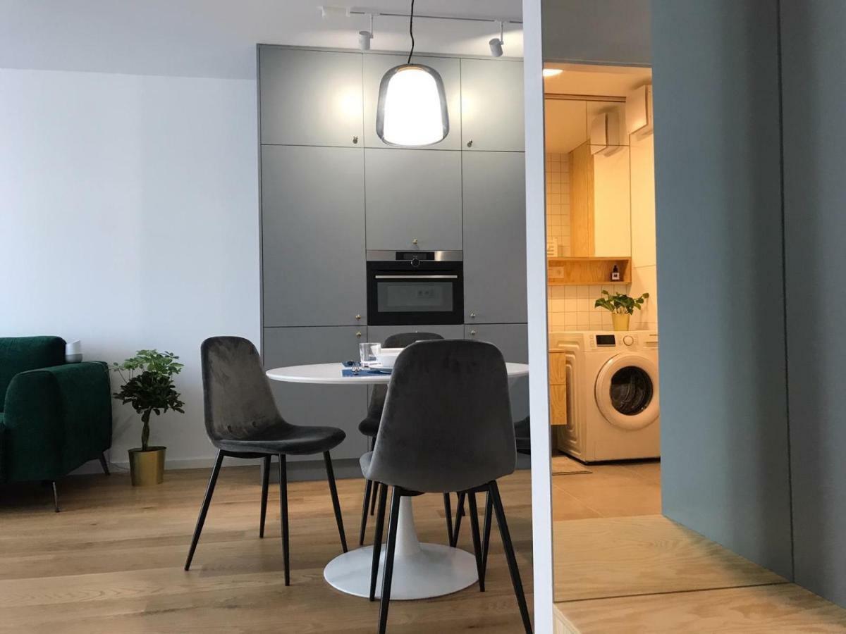 New Modern Urban Apartment Bratislava Eksteriør bilde