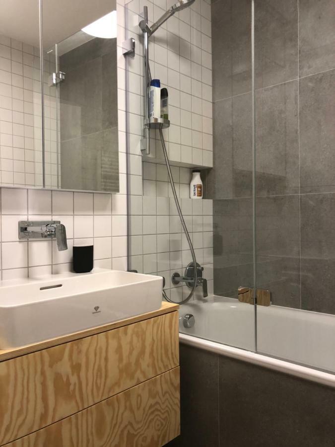 New Modern Urban Apartment Bratislava Eksteriør bilde